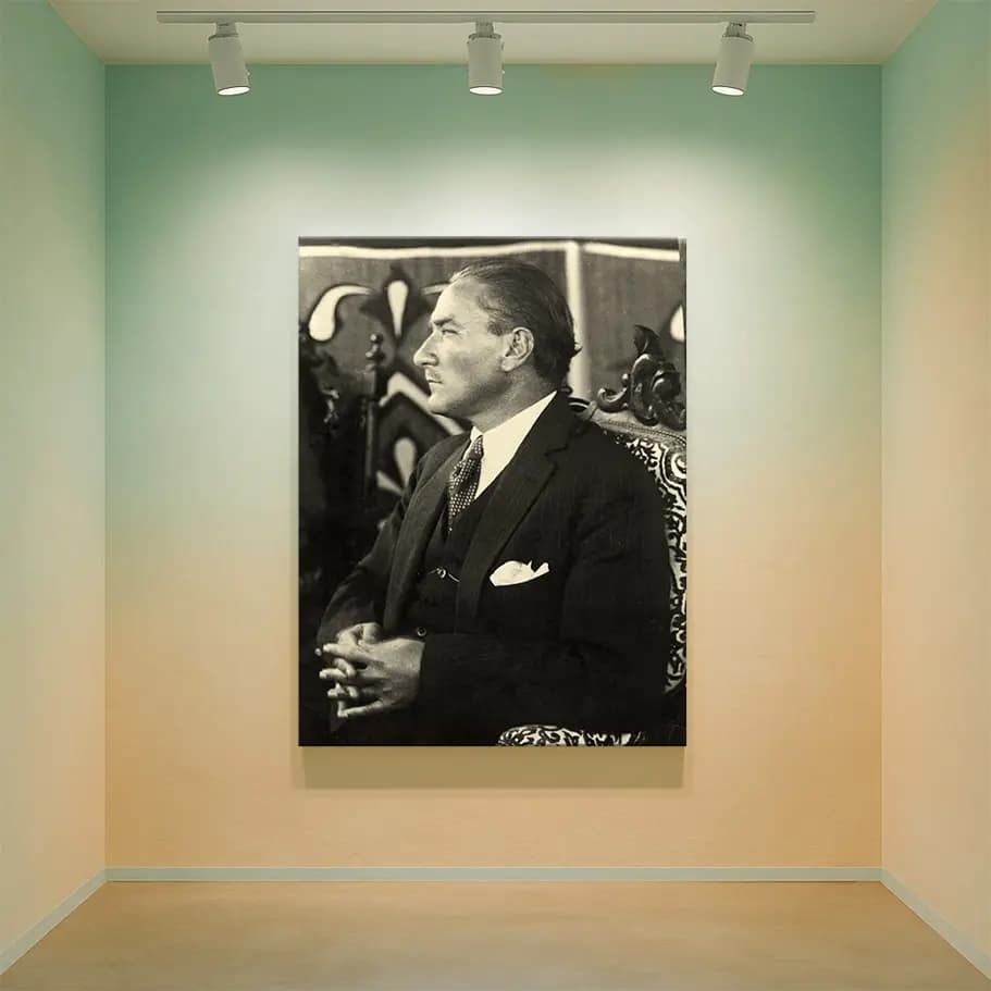 Mustafa Kemal Atatürk Klasik Profil Poster (Siyah Beyaz)