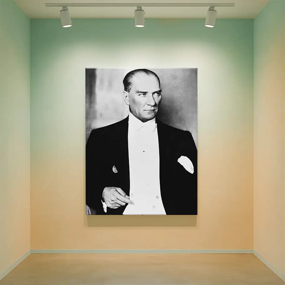 Atatürk Posteri Siyah Beyaz | Resmi & Klasik Portre